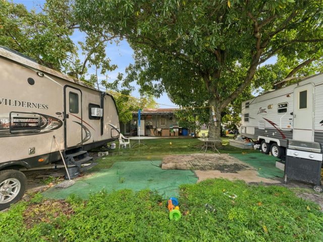 Home for sale at  - photo 6036237