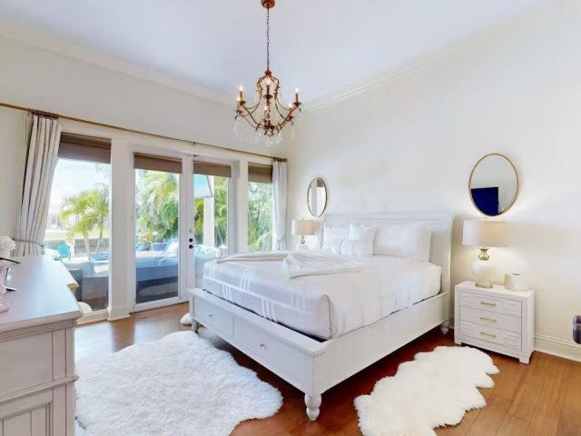 Home for sale at 3030 NE 45th St - photo 6280947