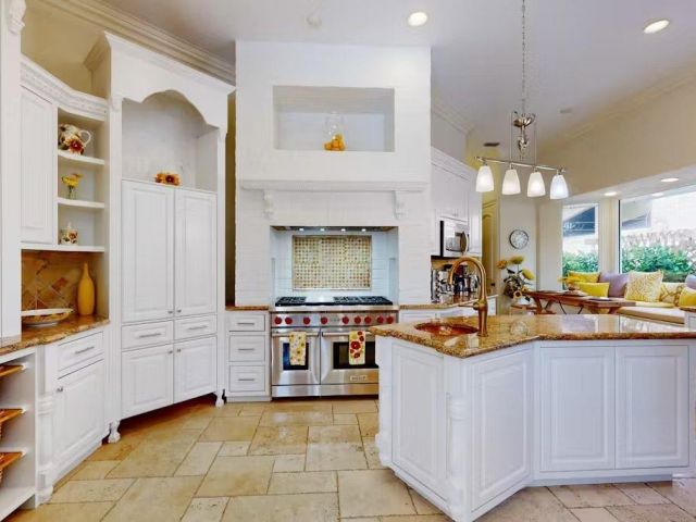 Home for sale at 3030 NE 45th St - photo 6280952