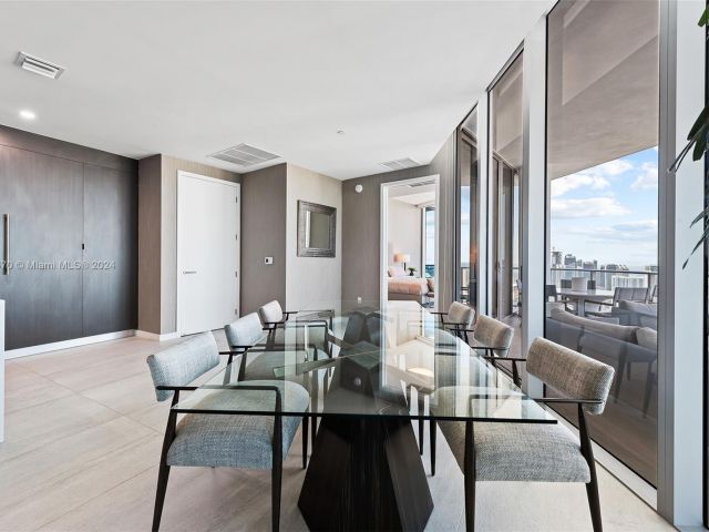 Apartment for sale  Unit #PH 5112 - photo 6123459