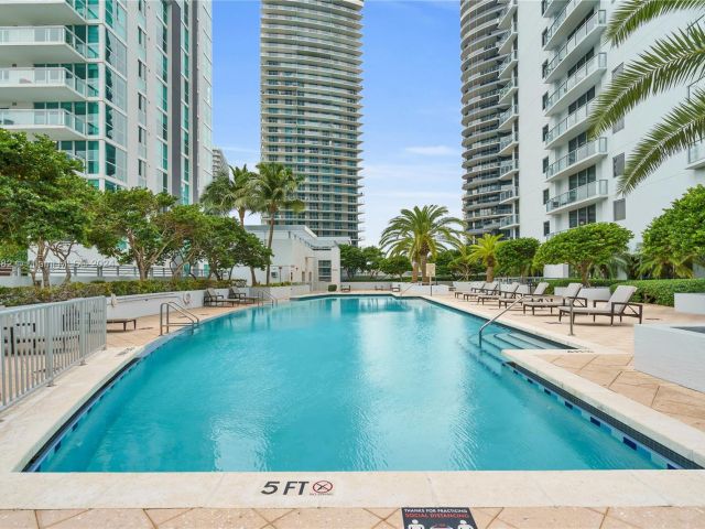 Apartment for sale  Unit #409 - photo 5606850