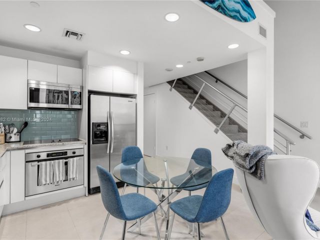 Apartment for sale  Unit #409 - photo 5606863