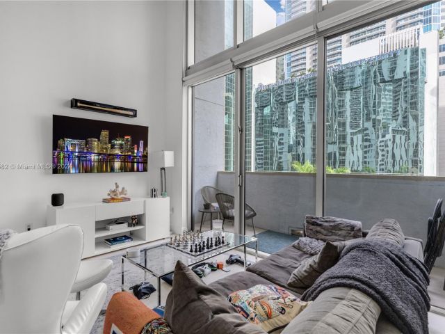 Apartment for sale  Unit #409 - photo 5606866