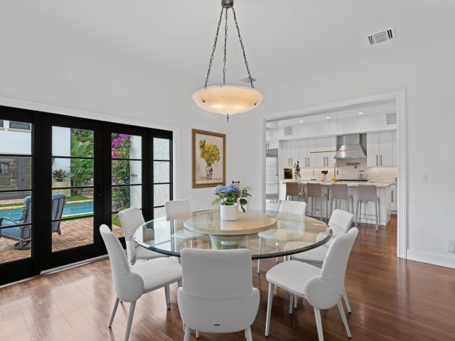 Home for sale at 112 Roosevelt Place - photo 6732482