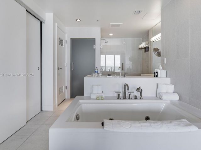 Apartment for sale  Unit #803 - photo 5668186