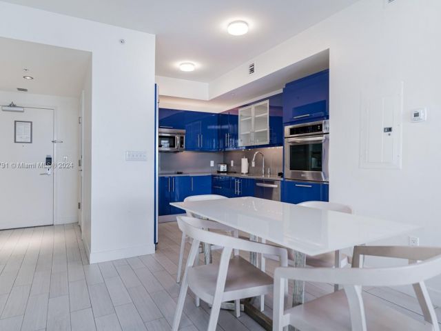 Apartment for sale  Unit #803 - photo 5668187