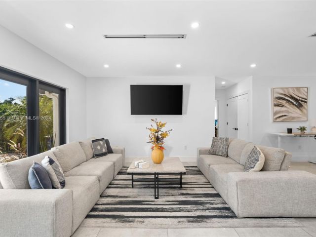 Home for sale at 861 NE 82nd St - photo 5709422