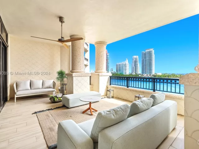 3-bedroom condo for sale in Miami Beach - 7065 Fisher Island Dr 7065 - MondialRealty