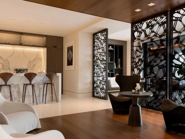3-bedroom condo for sale in Miami Beach - 7065 Fisher Island Dr 7065 - MondialRealty