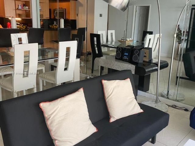 Apartment for sale  Unit #412 - photo 5684699