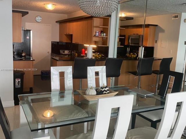 Apartment for sale  Unit #412 - photo 5684700