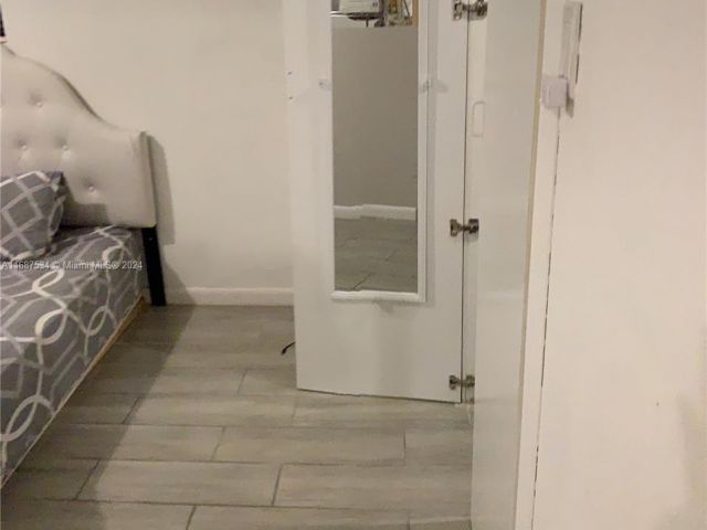 Home for sale at 815 NE 178th Ter - photo 5985564