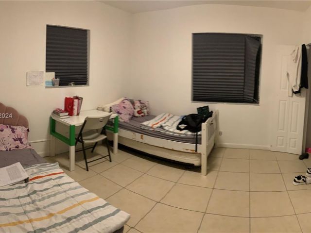 Home for sale at 815 NE 178th Ter - photo 5985569