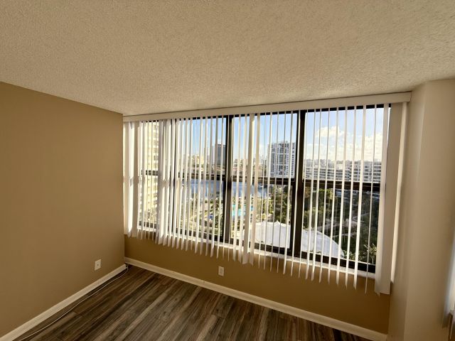 Apartment for sale  Unit #1414 - photo 5725991
