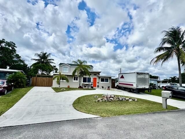 Home for sale at 1943 Iris Road - photo 6628604