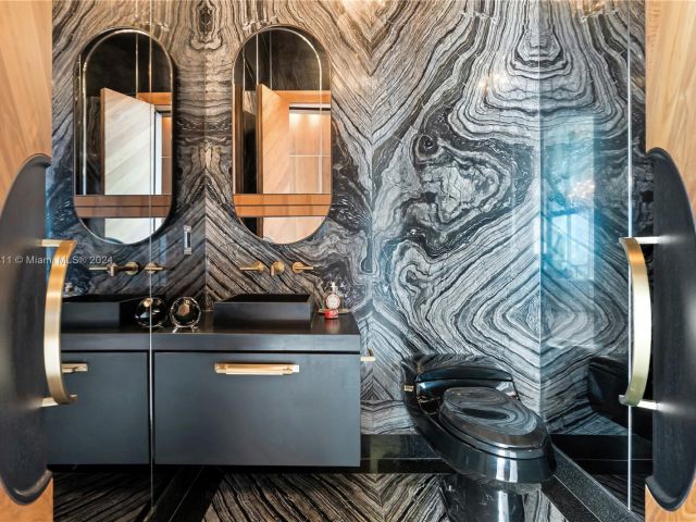 Apartment for sale  Unit #PH 54 - photo 5612662