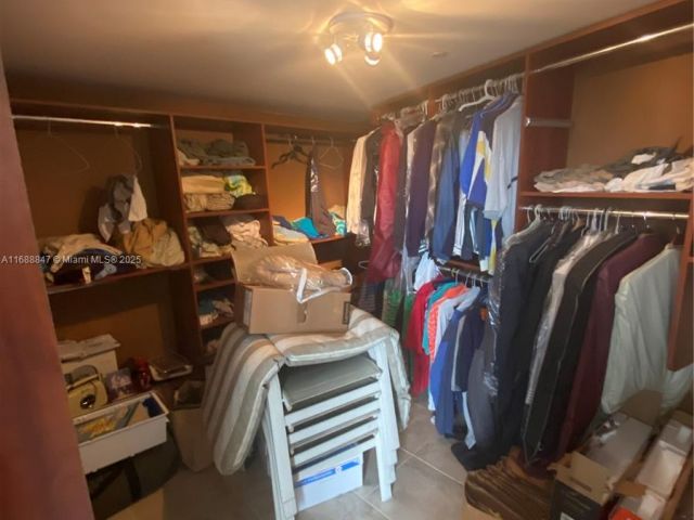 Apartment for sale  Unit #810 - photo 6087131