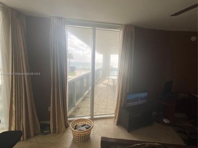 Apartment for sale  Unit #810 - photo 6087137