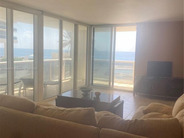 Apartment for sale  Unit #810 - photo 6087139