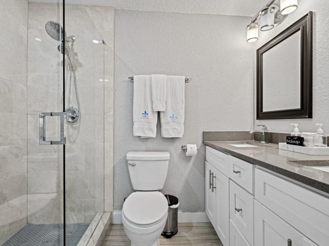 Home for sale at 28 NE 26th St - photo 5600608