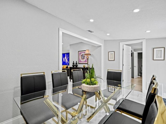 Home for sale at 28 NE 26th St - photo 5600615