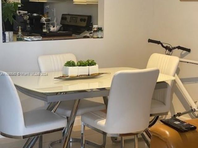 Apartment for sale  Unit #A1812 - photo 5623109