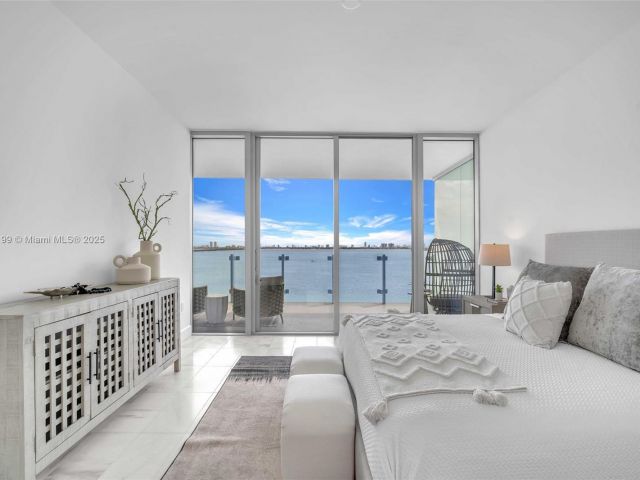 Apartment for sale  Unit #1001 - photo 5666268