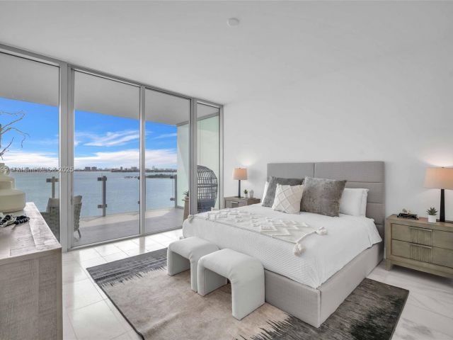 Apartment for sale  Unit #1001 - photo 5666270