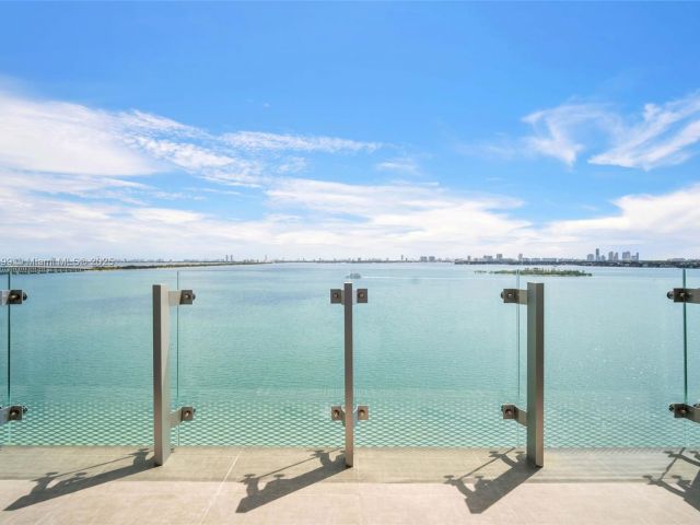 Apartment for sale  Unit #1001 - photo 5666278