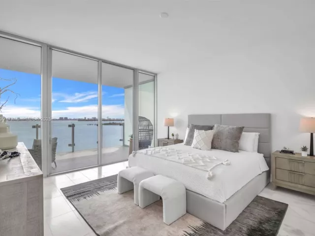 3-bedroom condo for sale in Miami - 700 NE 26th Ter 1001 - MondialRealty