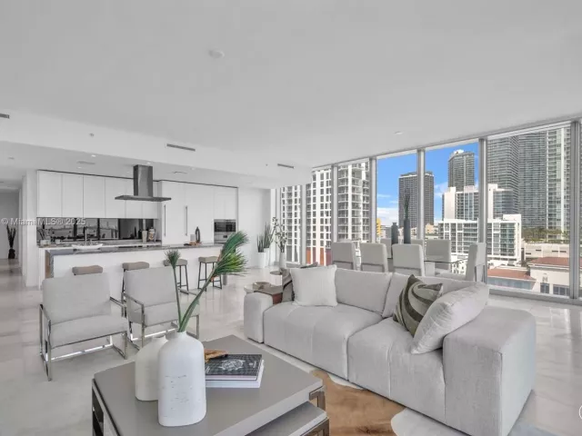 3-bedroom condo for sale in Miami - 700 NE 26th Ter 1001 - MondialRealty