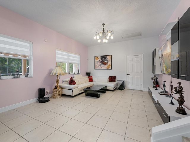 Home for sale at 3021 El Camino Real - photo 6760601