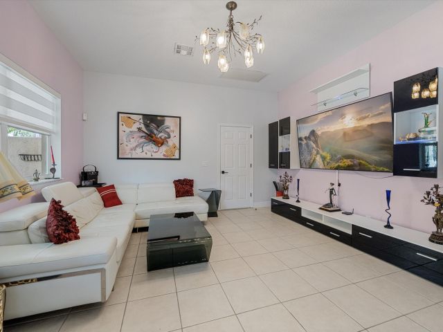 Home for sale at 3021 El Camino Real - photo 6760602