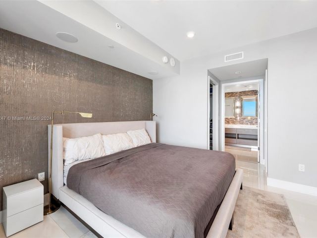 Apartment for sale  Unit #3402 - photo 5621202