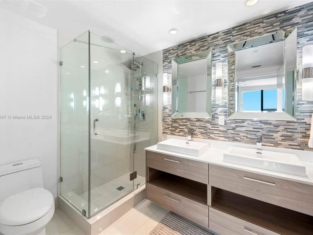 Apartment for sale  Unit #3402 - photo 5621204