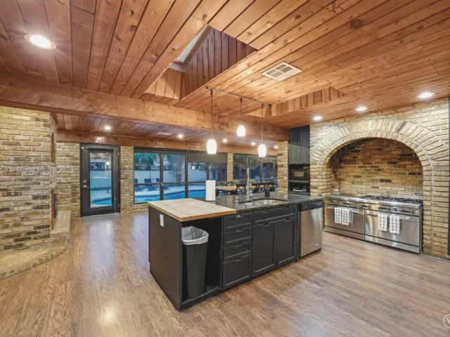 Home for sale at 5000 Grant St - photo 5530366