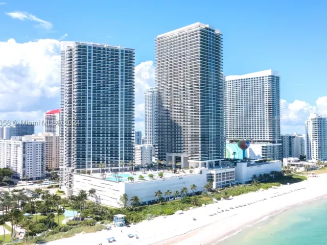1-bedroom condo for rent in Hallandale Beach - 1830 S Ocean Dr 2505 - MondialRealty