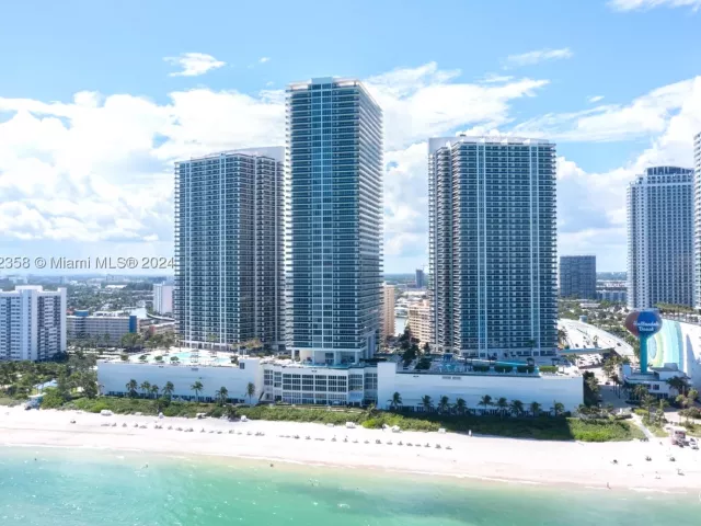 1-bedroom condo for rent in Hallandale Beach - 1830 S Ocean Dr 2505 - MondialRealty