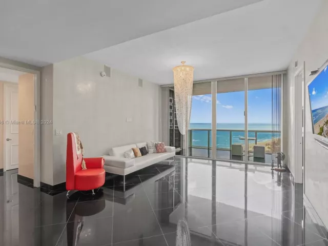 Apartment for sale  Unit #1502 - photo 5659754