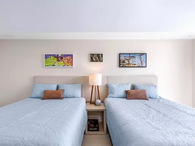 4-bedroom condo for sale in Hollywood - 4111 S Ocean Drive Lph3/5 - MondialRealty