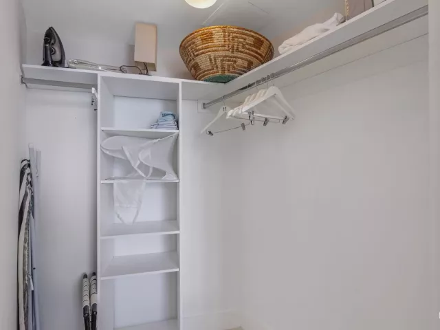 4-bedroom condo for sale in Hollywood - 4111 S Ocean Drive Lph3/5 - MondialRealty