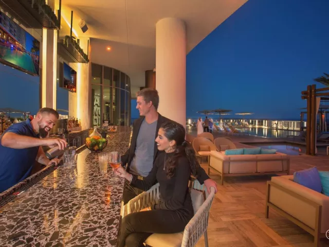 4-bedroom condo for sale in Hollywood - 4111 S Ocean Drive Lph3/5 - MondialRealty