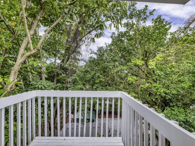 2-bedroom home for sale in Deerfield Beach - 1912 NE 6th Street - MondialRealty