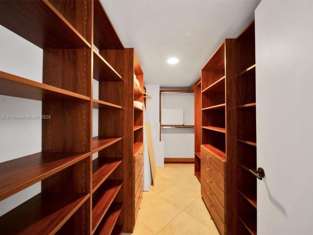 Apartment for rent  Unit #4704 - photo 5673150