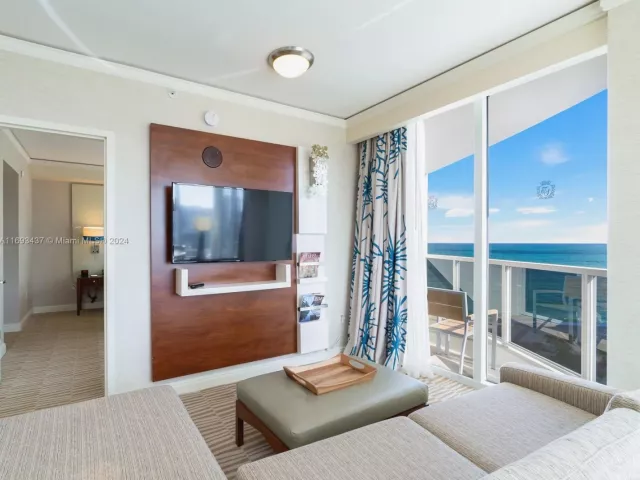 Apartment for sale  Unit #714-715 - photo 5658330