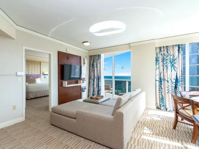 Apartment for sale  Unit #714-715 - photo 5658331