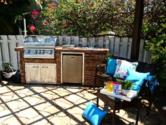 Home for rent at  - photo 6042000