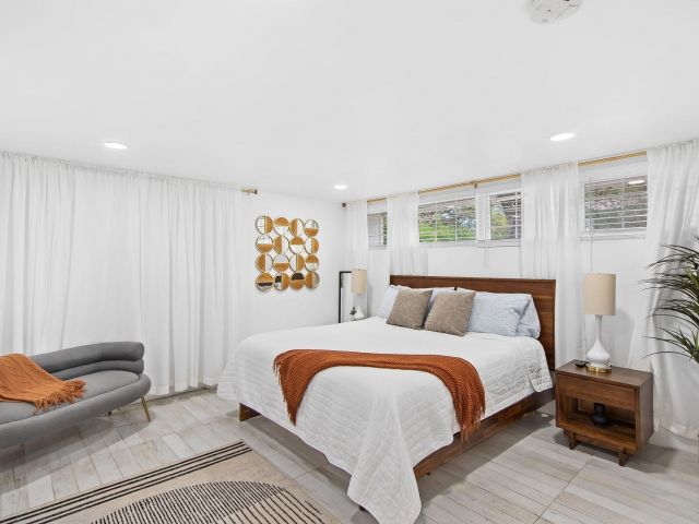 Home for sale at 615 SE 11th Ave - photo 5901090