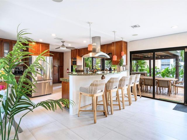 Home for rent at 1675 Coral Gardens Dr - photo 6137441