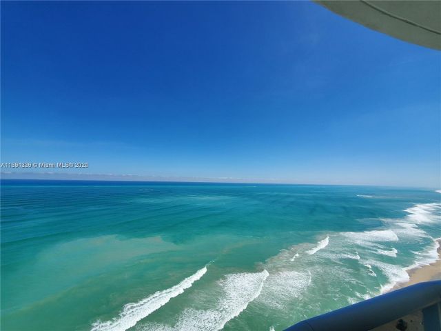 Apartment for sale  Unit #3601 - photo 5661756